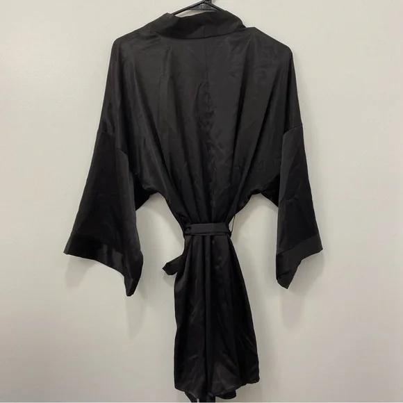 Silky “satin” robe - adore me - Picture 2 of 6